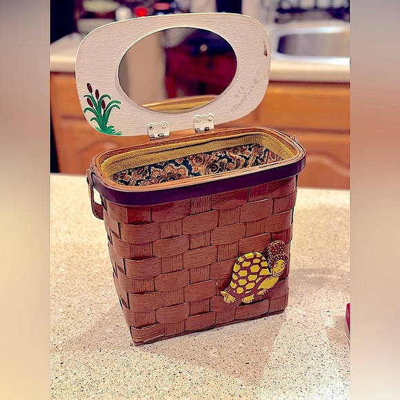 Vintage 1960's 70's Boho Chic Hand Painted & Decorated Lined Basket/Tote. - Picture 2 of 14